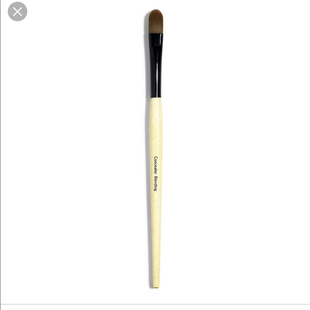 Bobbi Brown Concealer Blending Brush